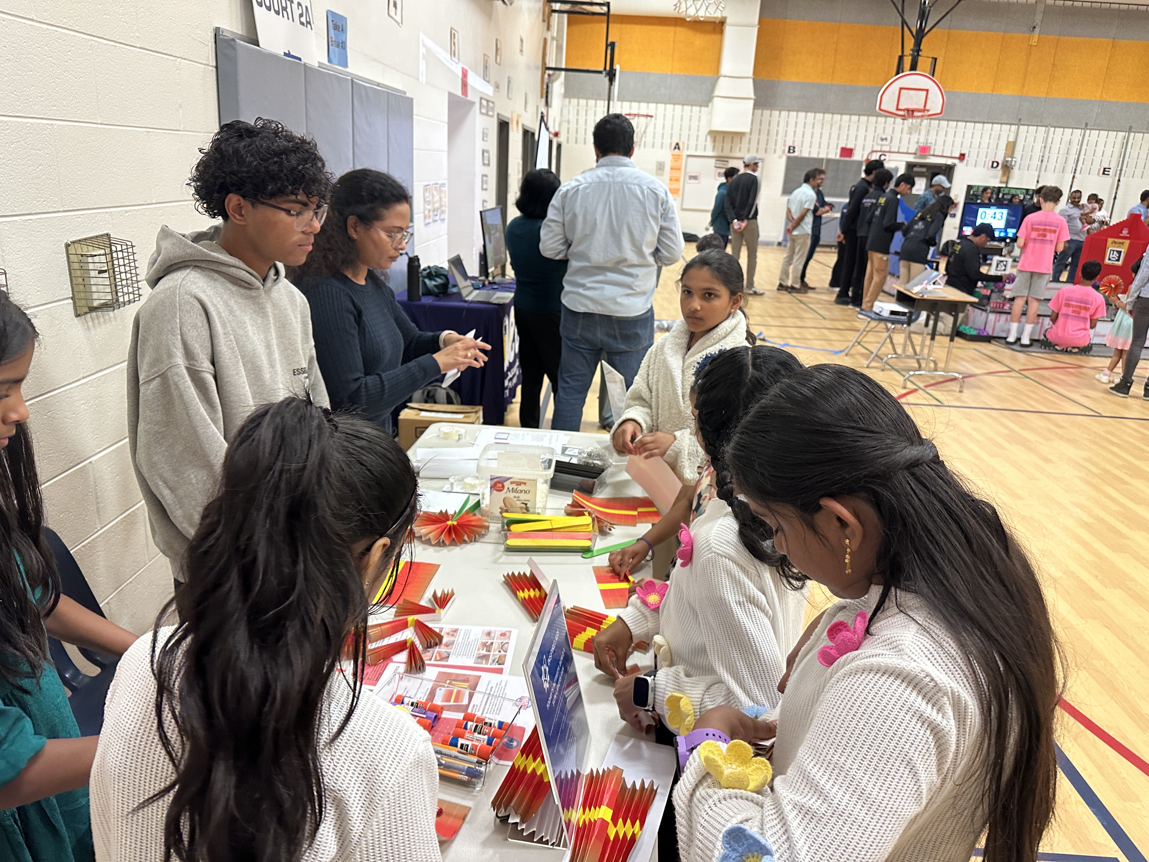 Students at the KCS STEM workshop at Terraset Elementary School